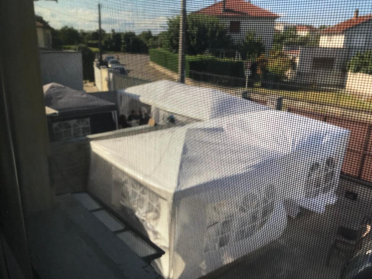 Apartamento Pavillon Bon Enfant Saint-Priest  Exterior foto